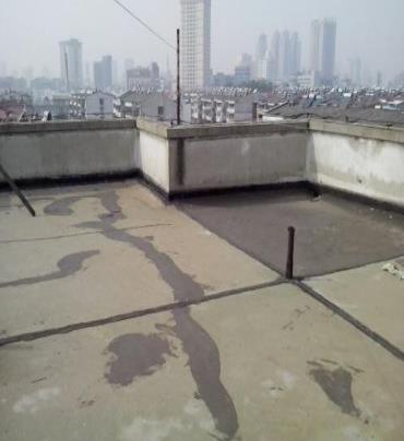 新绛漏水维修 楼顶漏水是什么原因，楼顶漏水维修方法是什么?